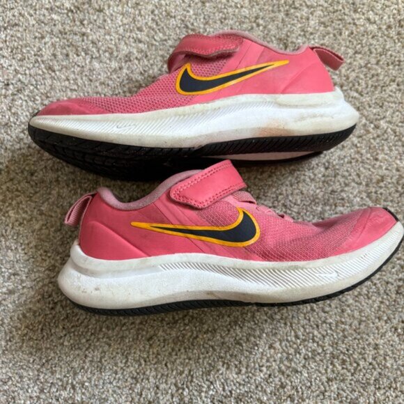 Nike Starrunner Just Do It Grade School Girl Size 12C Pink Velcro Running Shoes - Picture 10 of 10